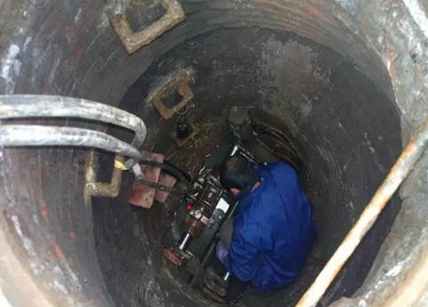 保定定州抽化粪池公司为您分享下管道非开挖修复技术的工艺流程和操作规范