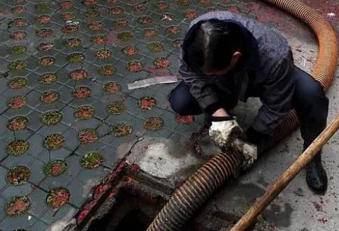 保定定州高压清洗管道公司分享下为什么要高压清洗板换